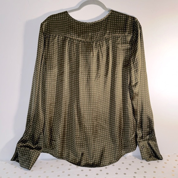Jones New York Collection Olive Green Pattern Blouse - Picture 3 of 3